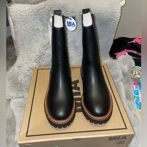 MIA Fala Boots